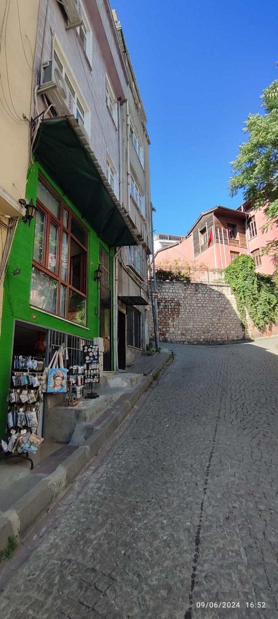 Nur Home 2 Istanboel Buitenkant foto